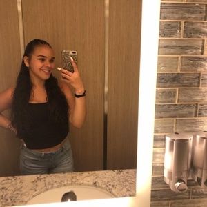 Meet your Posher, Jarlin